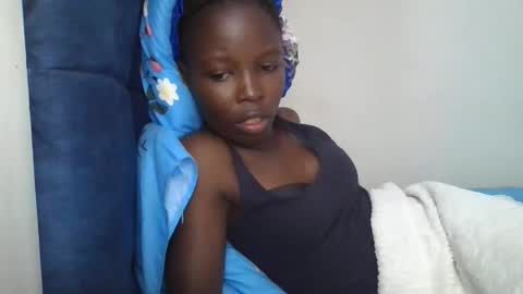 pretty_petite_ebony online show from 02-06-26, 09:45