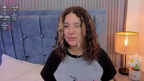Snapshot of pretty_sunlight_ chatting on 07-18-26, 12:26 Daisy Flower online show from 07-18-26, 12:26