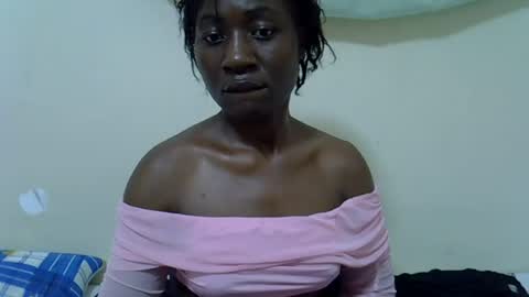 Snapshot of pretty_swirl chatting on 06-13-26, 06:55 Twirl online show from 06-13-26, 06:55