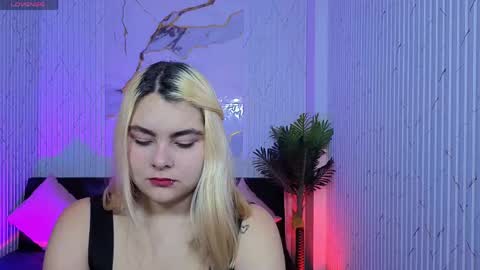 Snapshot of pretty_tay chatting on 04-27-26, 11:52 pretty_tay online show from 04-27-26, 11:52