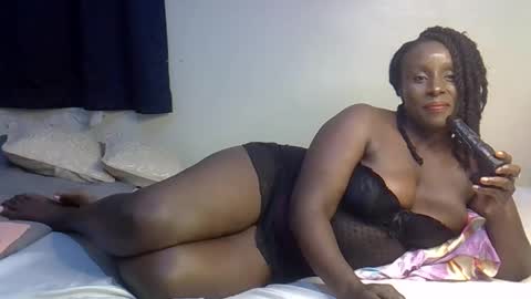 pretty_zio online show from 04-15-26, 08:09