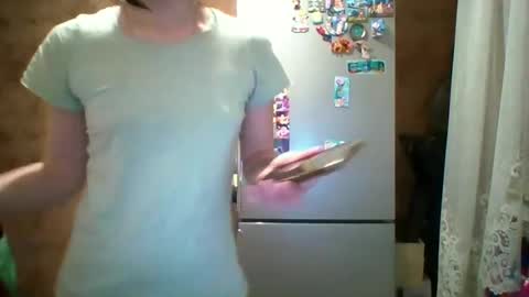 Bella online show from 04-16-26, 08:31