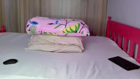 prettybigclit_ebony online show from 10-21-25, 07:53
