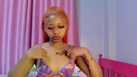 prettybigclit_ebony online show from 11-19-25, 08:14