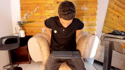 Camilo online show from 11-23-25, 06:41