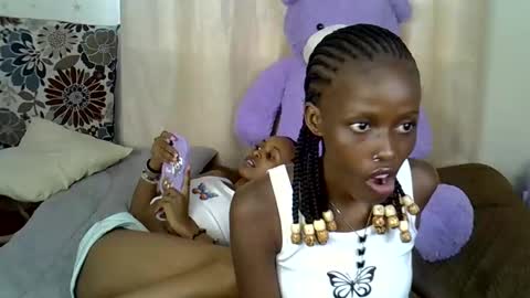 Bunny online show from 11-22-25, 02:05