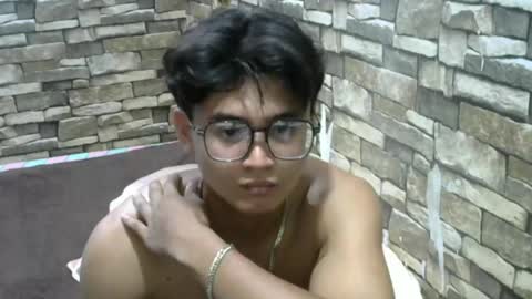 prettydick_22 online show from 05-28-26, 07:05