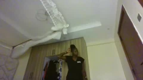 Snapshot of prettydulce chatting on 07-19-26, 03:10 prettydulce online show from 07-19-26, 03:10