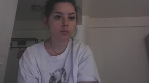 prettyjulliette online show from 11-21-25, 10:47