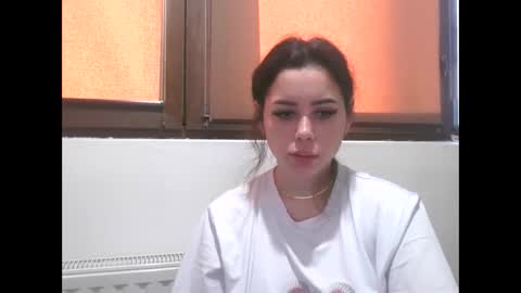 prettyjulliette online show from 01-17-26, 12:43