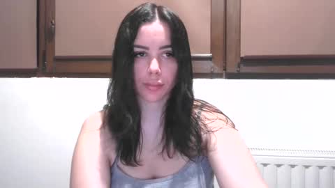 Snapshot of prettyjulliette chatting on 07-14-26, 06:35 prettyjulliette online show from 07-14-26, 06:35
