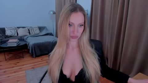 Eva online show from 04-19-26, 11:29