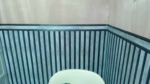 Kate online show from 10-17-25, 03:42