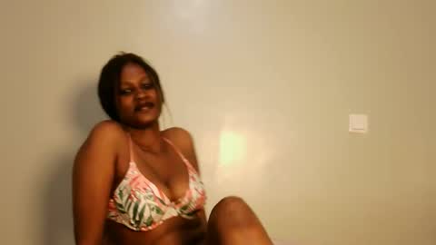 prettykeilaa online show from 04-14-26, 11:49