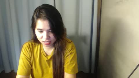 Snapshot of prettylicious_girl chatting on 10-27-25, 04:33 precious online show from 10-27-25, 04:33