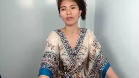 Snapshot of prettylittle_lady chatting on 05-19-26, 01:00 prettylittle_lady online show from 05-19-26, 01:00