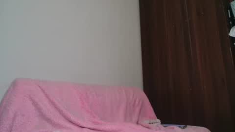Snapshot of prettyme28 chatting on 03-19-26, 06:23 prettyme28 online show from 03-19-26, 06:23