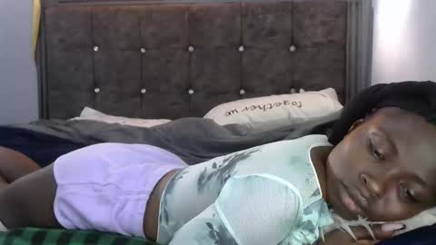 prettynancy19 online show from 01-12-26, 02:44