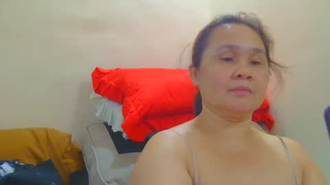 Snapshot of prettynhing chatting on 07-10-26, 02:30 Nhing online show from 07-10-26, 02:30