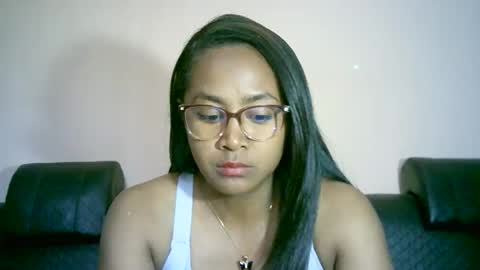 Snapshot of prettysexy3601 chatting on 06-08-26, 10:15 prettysexy3601 online show from 06-08-26, 10:15