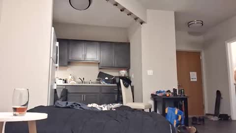 Snapshot of prettysolidd7 chatting on 09-28-25, 04:29 prettysolidd7 online show from 09-28-25, 04:29