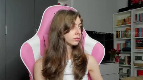 Sophie  next stream will be at Monday  i will wait you guys  online show from 10-31-25, 07:42