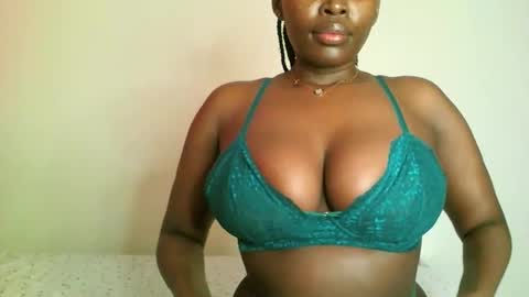 prettyvishy online show from 10-26-25, 11:16