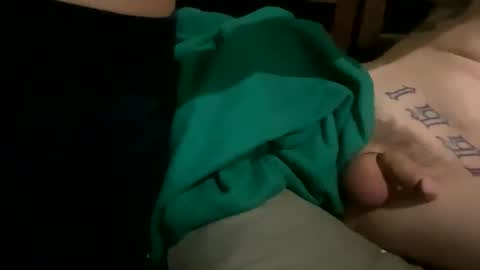 Snapshot of prettywildd chatting on 12-19-24, 08:13 Pretty locos online show from 12-19-24, 08:13