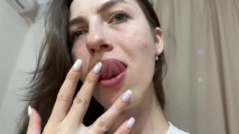 prettyyy_angel online show from 05-09-26, 06:35