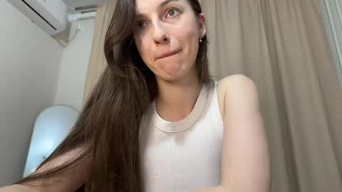 prettyyy_angel online show from 05-17-26, 07:10