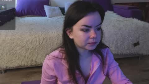 Kitty online show from 04-16-26, 02:23