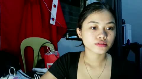 Snapshot of prettyyy_lovelyyy chatting on 04-19-26, 12:37 prettyyy_lovelyyy online show from 04-19-26, 12:37