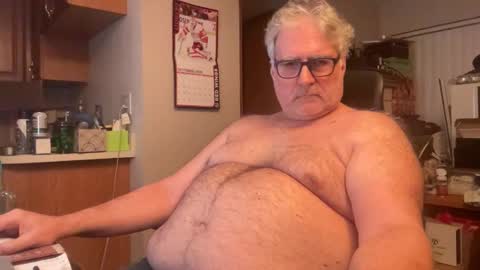 Snapshot of priapisman chatting on 10-27-25, 08:51 Priapisman online show from 10-27-25, 08:51