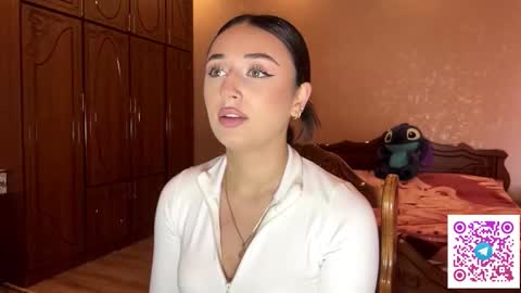 Sofi online show from 02-04-26, 12:00