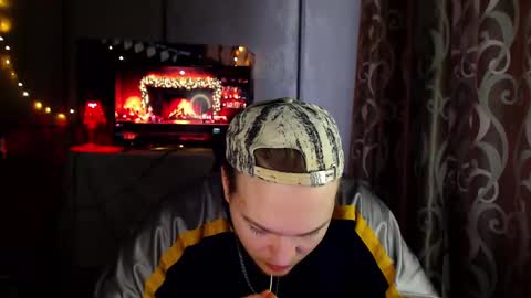 Snapshot of princ4real chatting on 02-19-25, 12:22 prince online show from 02-19-25, 12:22