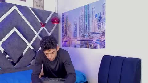 prince_arthur77 online show from 02-06-26, 03:04