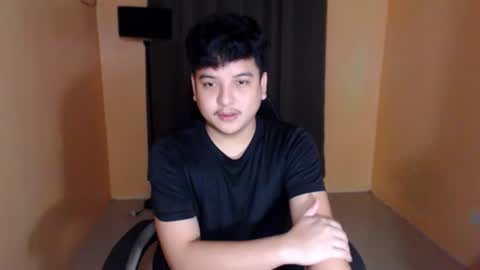 Snapshot of prince_killian chatting on 06-10-26, 09:46 Killian online show from 06-10-26, 09:46