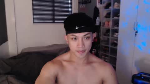 Prince Adrian online show from 03-25-26, 06:52