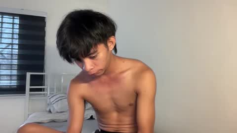 Snapshot of princecharlotte chatting on 02-22-26, 04:02 Charls online show from 02-22-26, 04:02