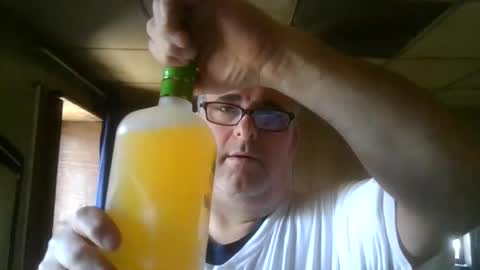 johnny online show from 10-03-25, 05:10