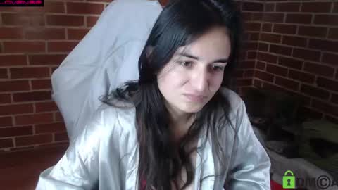 Snapshot of princesa_leia_zathur chatting on 06-17-26, 12:29 Leia online show from 06-17-26, 12:29