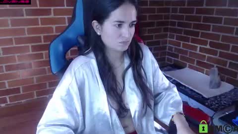 Snapshot of princesa_leia_zathur chatting on 07-06-26, 01:52 Leia online show from 07-06-26, 01:52