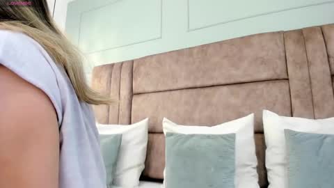 Snapshot of princesa_paris chatting on 02-21-25, 11:33 Paris online show from 02-21-25, 11:33