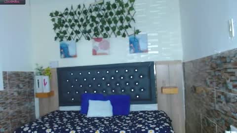 Snapshot of princess_martinez chatting on 02-14-25, 03:47 Princess Martinez online show from 02-14-25, 03:47