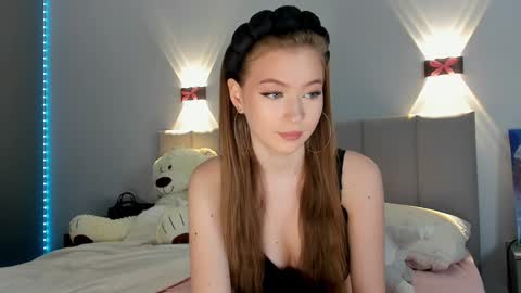 Princess Diana online show from 01-26-25, 01:09