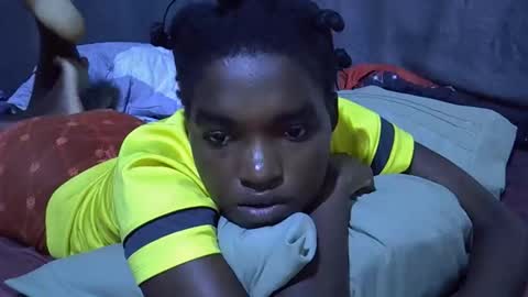 princess_scovia online show from 11-28-25, 08:00