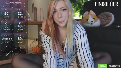 Yo Im Sofiee online show from 01-13-25, 11:41