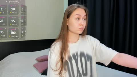Snapshot of princess_sonya chatting on 07-15-26, 10:09 Sonya online show from 07-15-26, 10:09