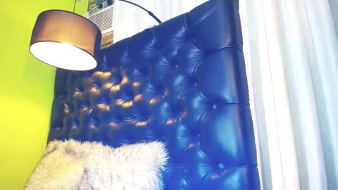 Snapshot of princess_trans chatting on 12-26-24, 12:36 Maria  Im looking for a local and socal fucking guy online show from 12-26-24, 12:36