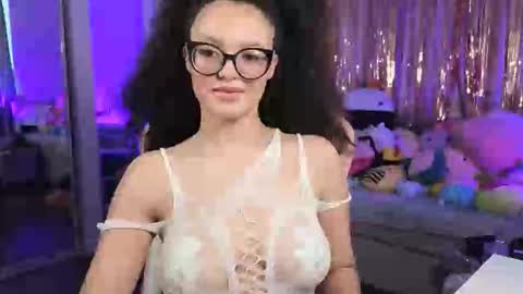 Amber online show from 04-23-26, 02:02